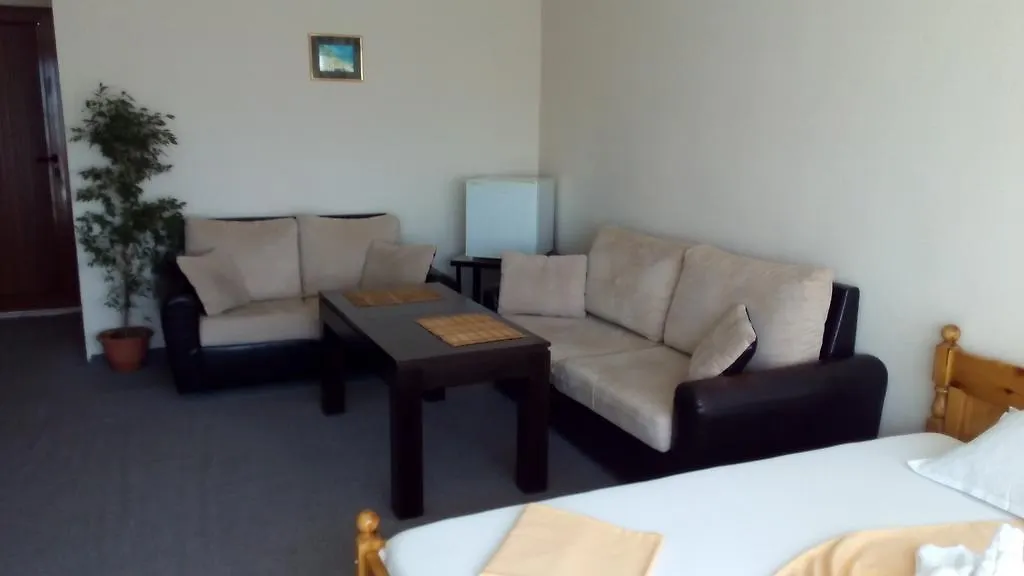 Guest House Diamant Sozopol 2*,